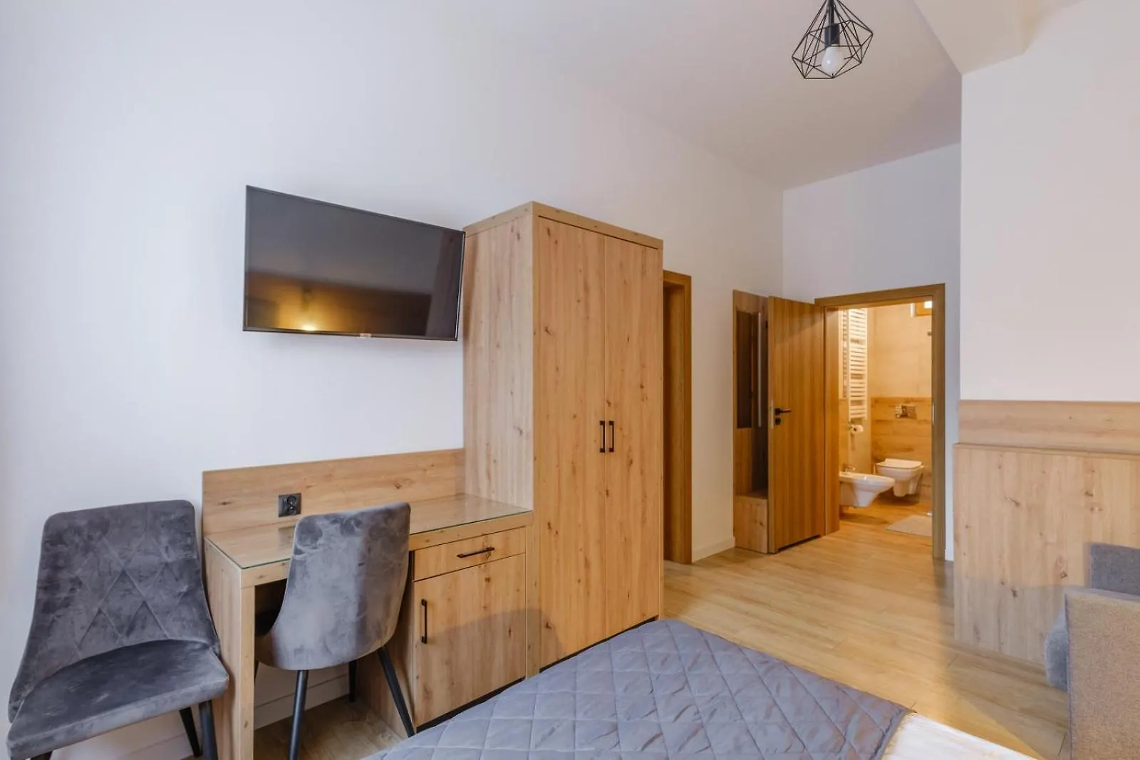 Villa Tatra Sky Centrum Zakopane Bed and breakfast